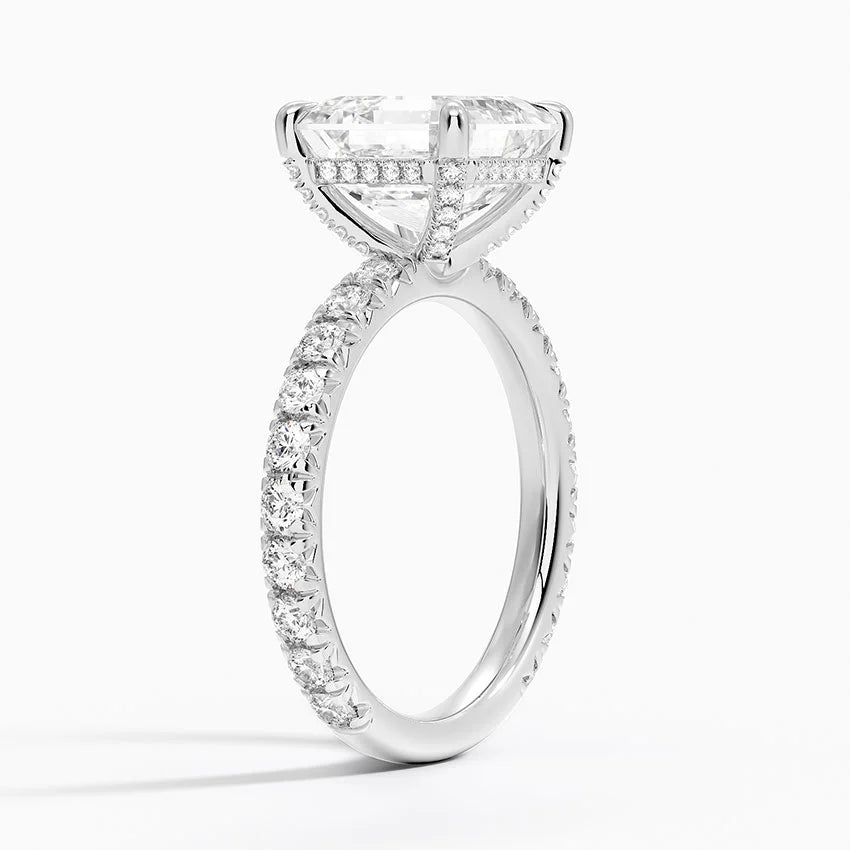 4.75 Karat Asscher Kesim Hidden Halo Tasarım Tektaş Laboratuvar Pırlanta Yüzük 18K  - Selora - Bold Diamonds