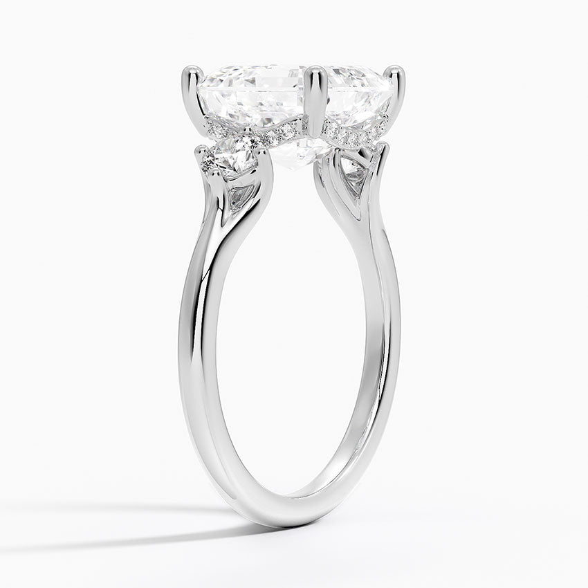 4.50 Asscher Kesim Hidden Halo Tasarım Tektaş Laboratuvar Pırlanta Yüzük 18K - Milora