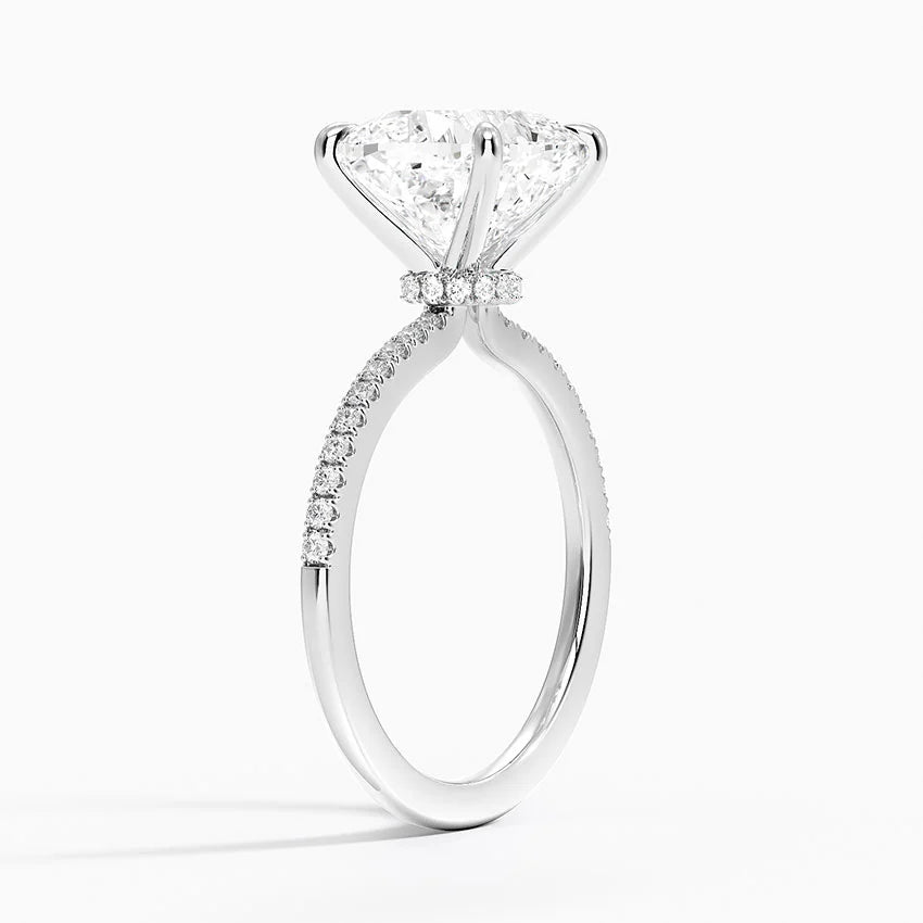5.25 Karat Cushion Kesim Hidden Halo Tasarım Tektaş Laboratuvar Pırlanta Yüzük - Filora - Bold Diamonds