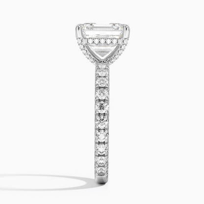 4.75 Karat Asscher Kesim Hidden Halo Tasarım Tektaş Laboratuvar Pırlanta Yüzük 18K  - Selora
