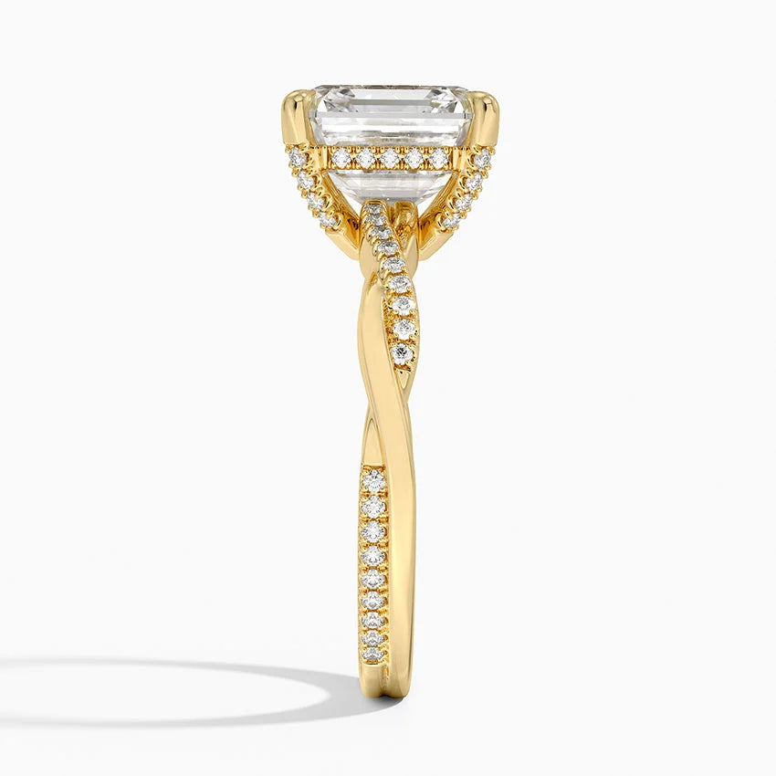 4.25 Karat Asscher Kesim Hidden Halo Tasarım Tektaş Laboratuvar Pırlanta Yüzük  - Riga