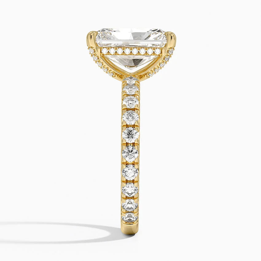 4.75 Karat Radiant Kesim Hidden Halo Tasarım Tektaş Laboratuvar Pırlanta Yüzük 18K  - Selora