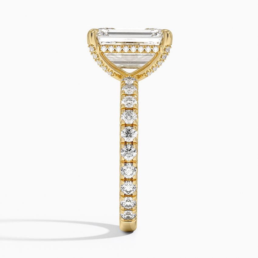 4.75 Karat Emerald Kesim Hidden Halo Tasarım Tektaş Laboratuvar Pırlanta Yüzük 18K  - Selora