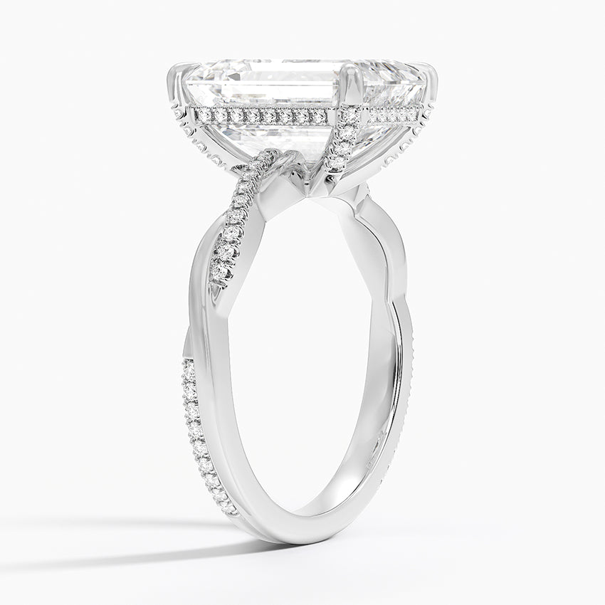 5.25 Karat Emerald Kesim Hidden Halo Tasarım Tektaş Laboratuvar Pırlanta Yüzük  - Riga