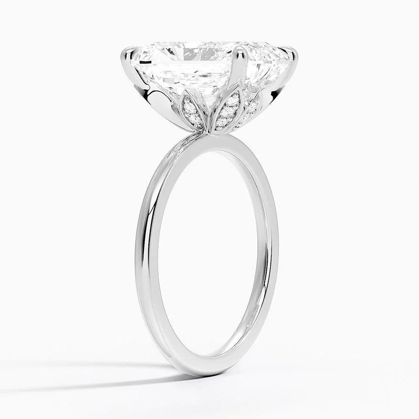 5.15 Karat Radiant Kesim Hidden Halo Tasarım Tektaş Laboratuvar Pırlanta Yüzük - Delora - Bold Diamonds