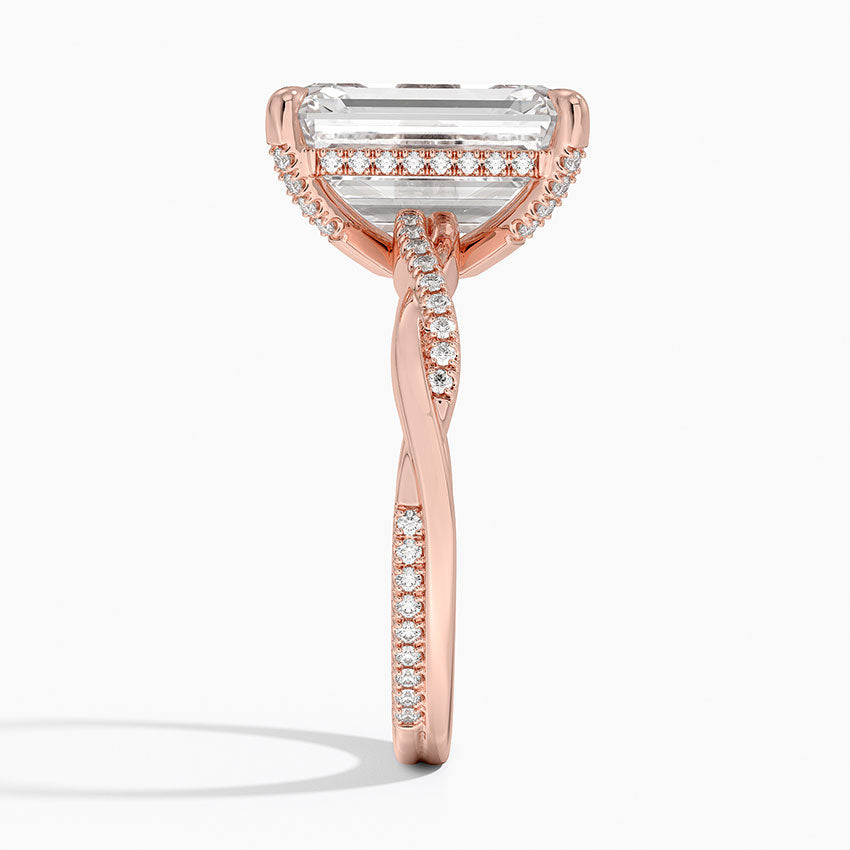 5.25 Karat Emerald Kesim Hidden Halo Tasarım Tektaş Laboratuvar Pırlanta Yüzük  - Riga