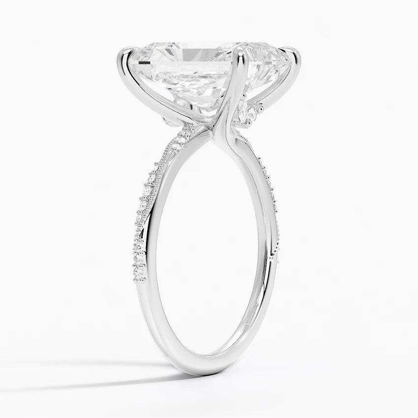 5.25 Karat Radiant Kesim Hidden Halo Tasarım Tektaş Laboratuvar Pırlanta Yüzük 18K  - Melora