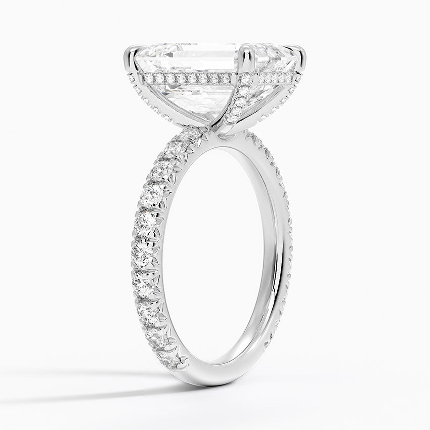 5.75 Karat Emerald Kesim Hidden Halo Tasarım Tektaş Laboratuvar Pırlanta Yüzük 18K  - Selora