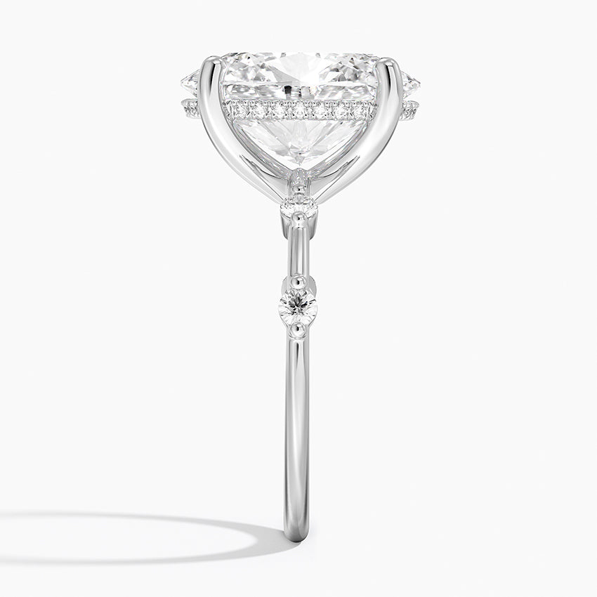 5.20 Oval Kesim Hidden Halo Tasarım Tektaş Laboratuvar Pırlanta Yüzük - Zelora