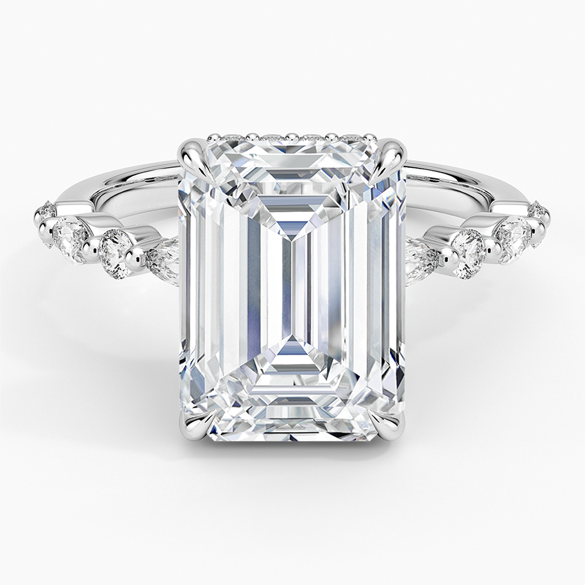 5.50 Karat Emerald Kesim Hidden Halo Tasarım Tektaş Laboratuvar Pırlanta Yüzük - Verona