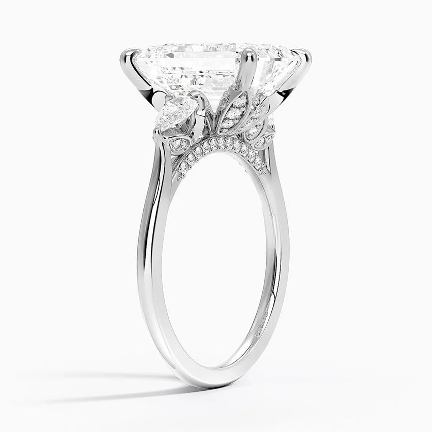 5.75 Karat Emerald Kesim Hidden Halo Tasarım Tektaş Laboratuvar Pırlanta Yüzük - Verona