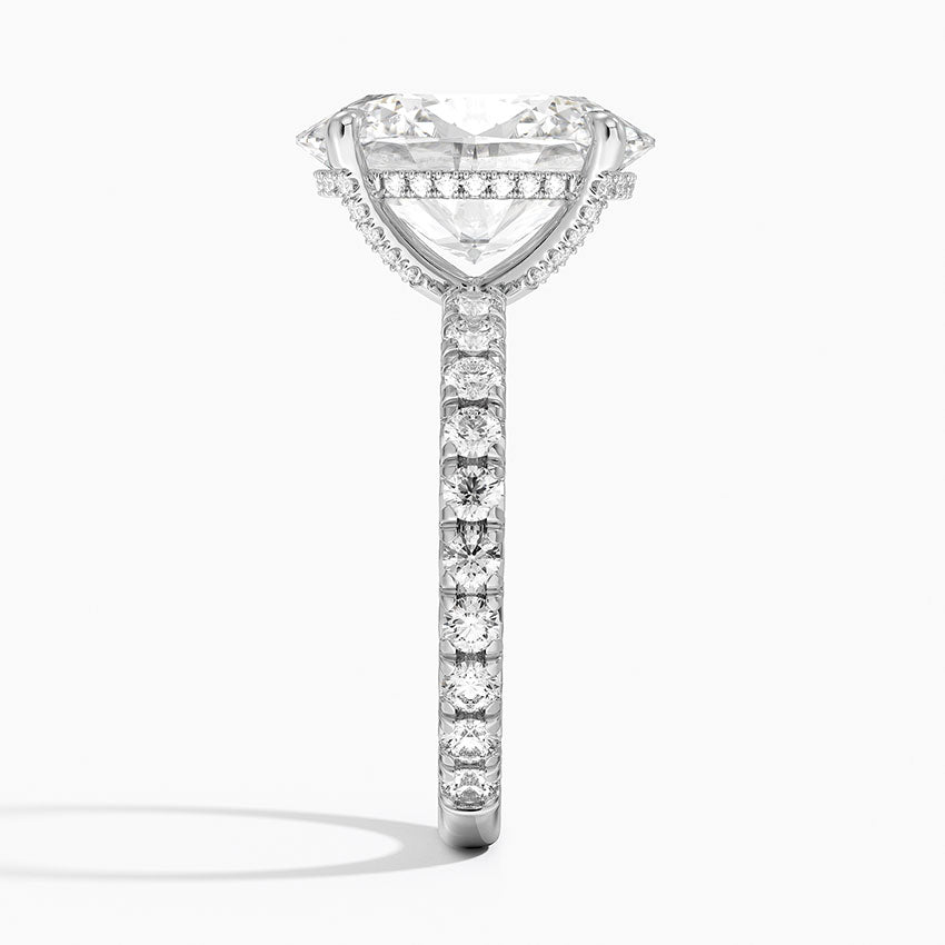 5.75 Karat Oval Kesim Hidden Halo Tasarım Tektaş Laboratuvar Pırlanta Yüzük 18K  - Selora