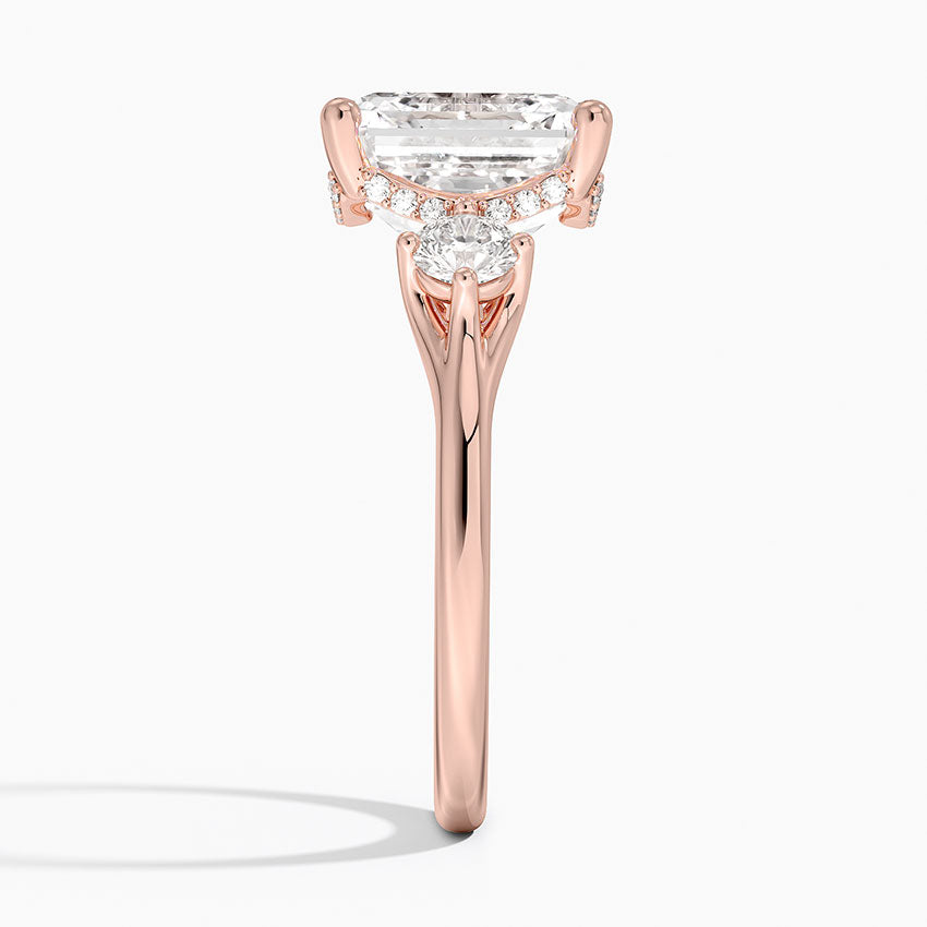 5.50 Asscher Kesim Hidden Halo Tasarım Tektaş Laboratuvar Pırlanta Yüzük 18K - Milora
