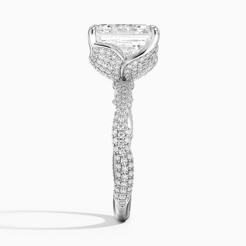 5.75 Karat Asscher Kesim Hidden Halo Tasarım Tektaş Laboratuvar Pırlanta Yüzük - Sorrento