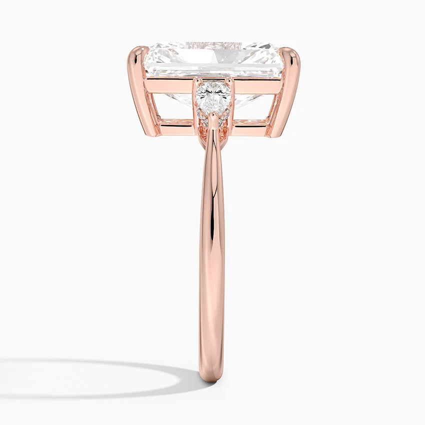 5.50 Karat Radiant Kesim Hidden Halo Tasarım Tektaş Laboratuvar Pırlanta Yüzük - Madrid