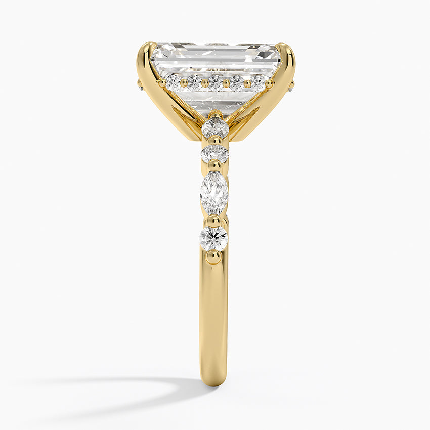 5.50 Karat Emerald Kesim Hidden Halo Tasarım Tektaş Laboratuvar Pırlanta Yüzük - Verona