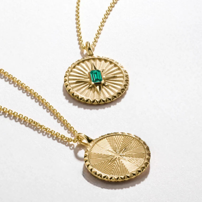 Yıldız Model 1.00 karat Emerald Kesim Kolye 18K - Bold Diamonds