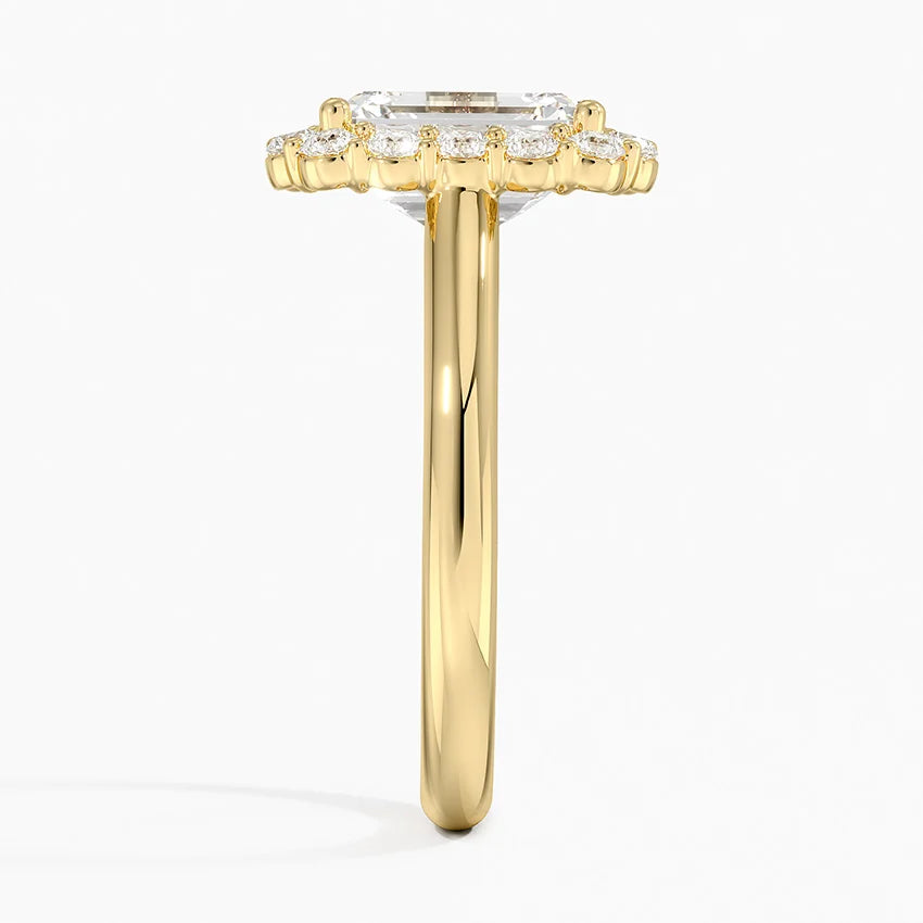 2.25 Karat Emerald Halo Tasarım Tektaş Laboratuvar Pırlanta Yüzük 18K -Illumina - Bold Diamonds