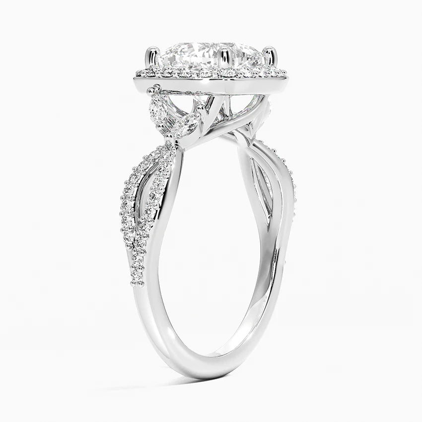 2.30 Karat Cushion Halo Tasarım Tektaş Laboratuvar Pırlanta Yüzük 18K -Coronae - Bold Diamonds