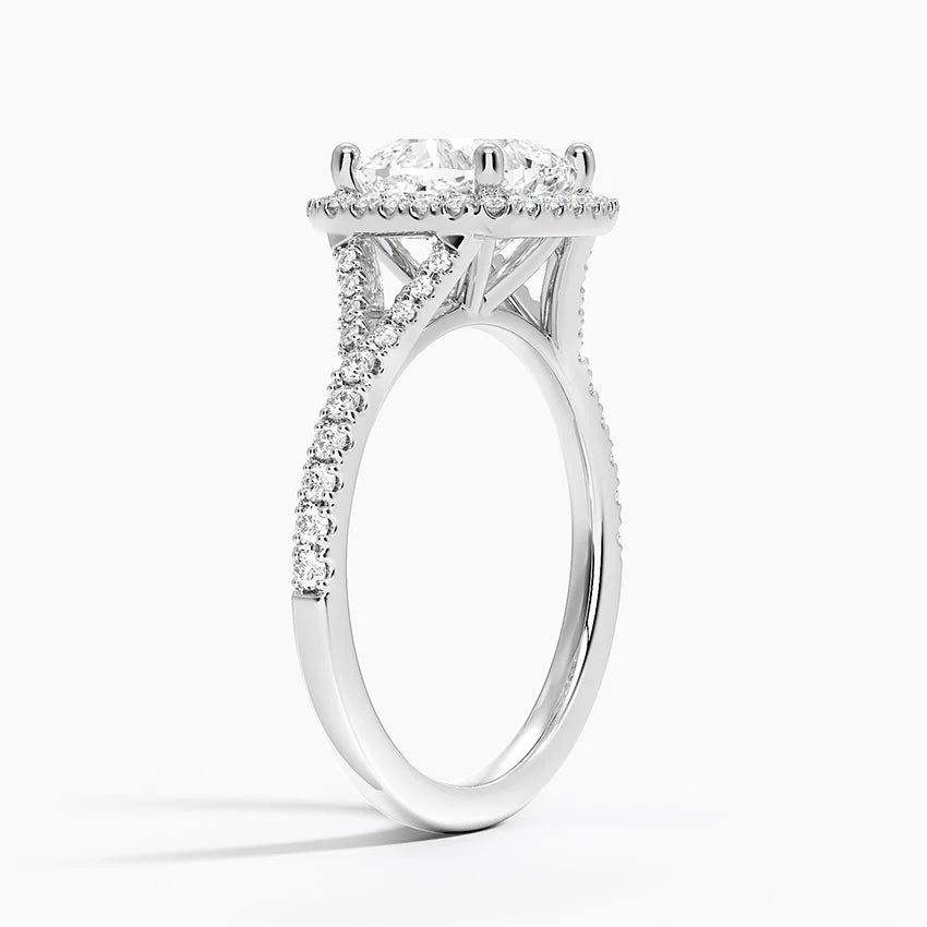 2,30 Karat Cushion Halo Tasarım Tektaş Laboratuvar Pırlanta Yüzük 18K -Novara - Bold Diamonds