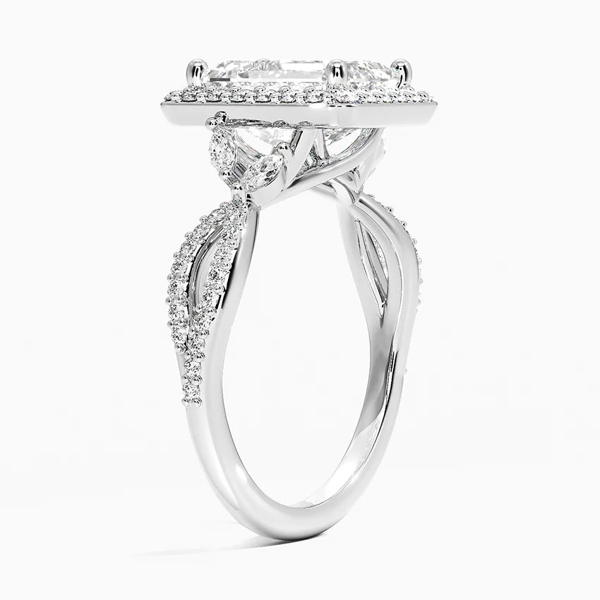 2.30 Karat Emerald Halo Tasarım Tektaş Laboratuvar Pırlanta Yüzük 18K -Coronae - Bold Diamonds