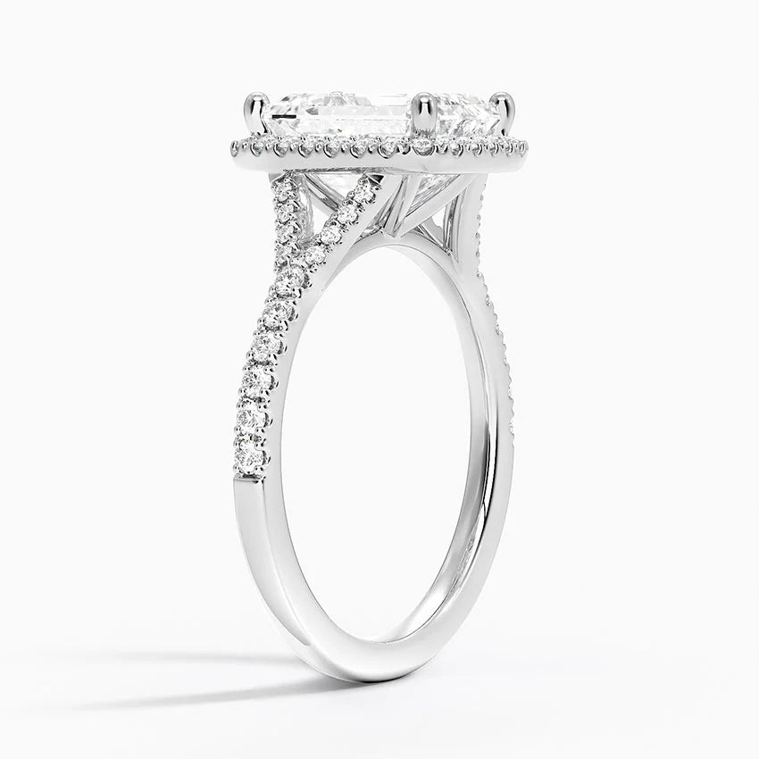 2,30 Karat Emerald Halo Tasarım Tektaş Laboratuvar Pırlanta Yüzük 18K -Novara - Bold Diamonds