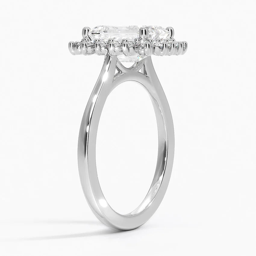 2,30 Karat Emerald Halo Tasarım Tektaş Laboratuvar Pırlanta Yüzük 18K -Vespera - Bold Diamonds