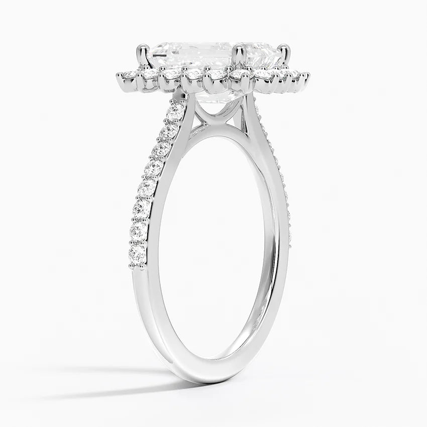 2,50 Karat Emerald Halo Tasarım Tektaş Laboratuvar Pırlanta Yüzük 18K -Seraphina - Bold Diamonds