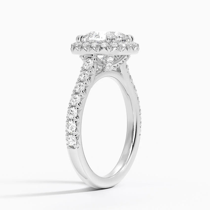 2,75 Karat Cushion Halo Tasarım Tektaş Laboratuvar Pırlanta Yüzük 18K -Aurora - Bold Diamonds